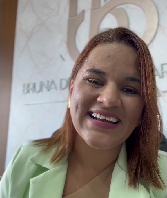 Dra. Bruna